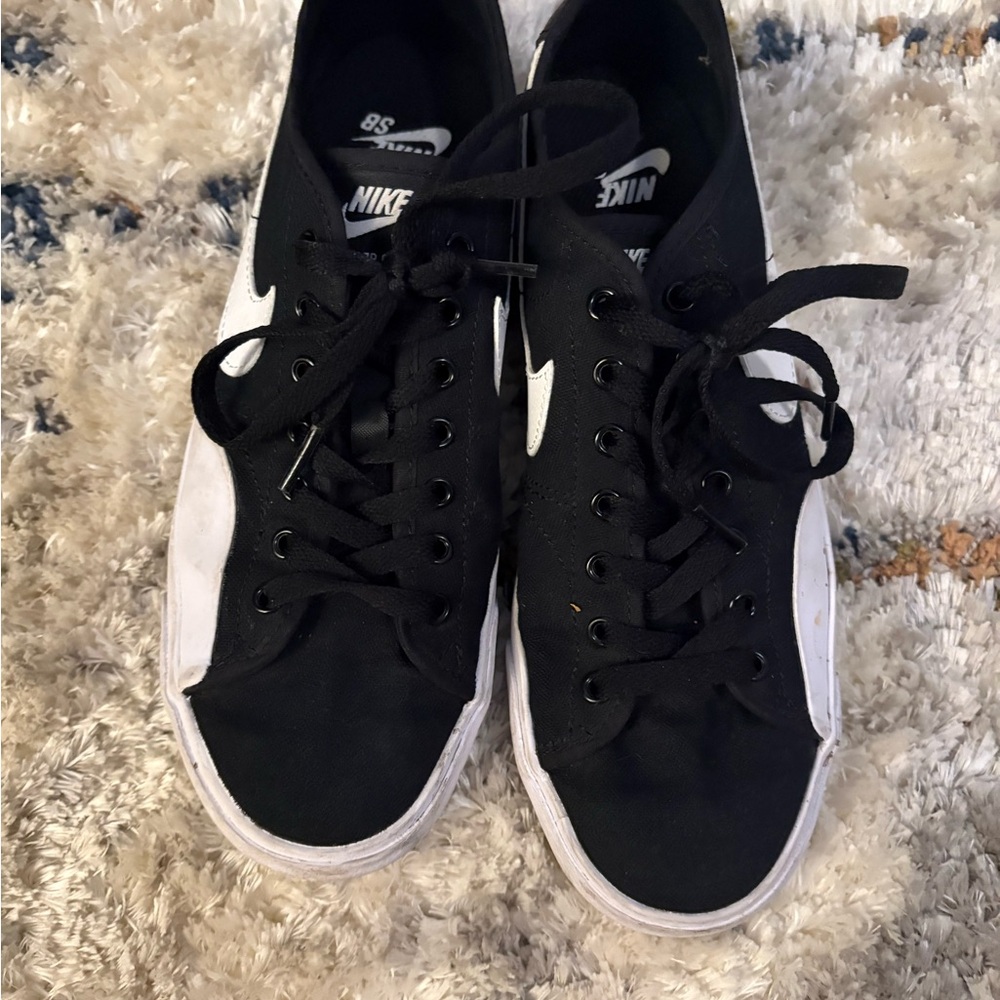 Nike Black and White SB